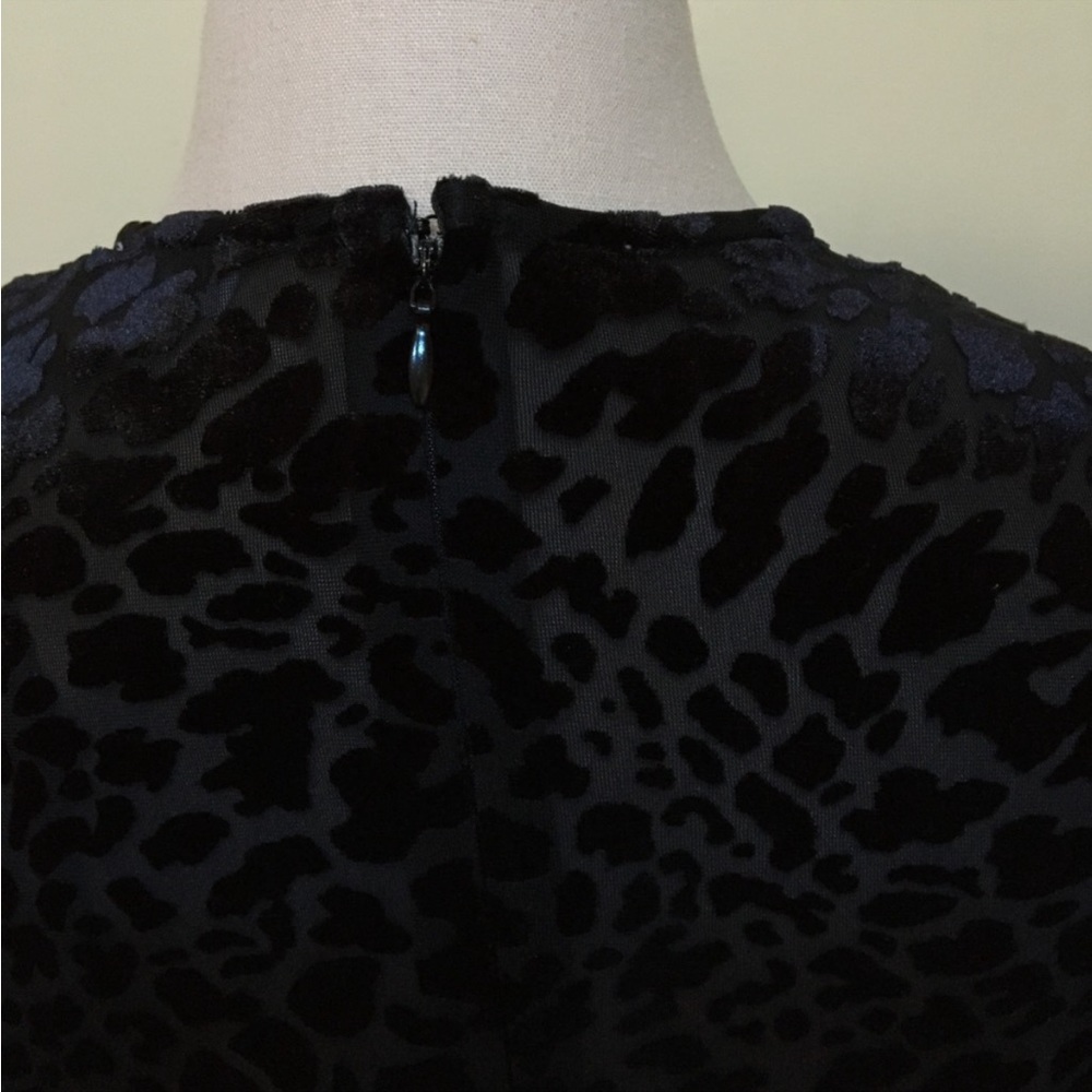 NWT CALVIN KLEIN - Black Velvet Leopard print Faux Wrap Flounce Dress sz 2 - Picture 10 of 15